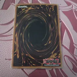 Vintage Konami Yu-Gi-Oh | Blue-Eyes White Dragon | Ultra Rare Unlimited SDK-001 - Image 4