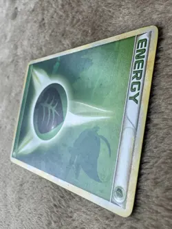 2010 Pokemon TCG HGSS Celebi Grass Energy Regular Non-holo 115/123 LP - Image 3