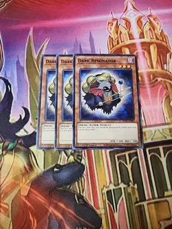 3X Dark Resonator SDCK-EN004 Common 1ST ED NM Yugioh - Image 1