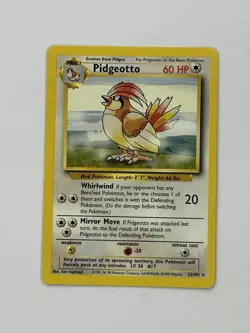 Pidgeotto 022/102 Pokemon Base Set Regular - Lightly Played Excellent Shape - Image 1