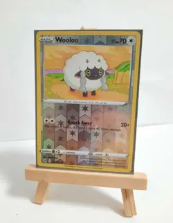 Pokemon Wooloo 222/264 Fusion Strike Near Mint Reverse Holo Common - Image 1