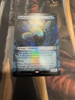 Sunderflock (Showcase) Lorwyn Eclipsed Foil - Image 1