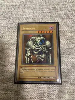 Summoned Skull - Metal Raiders - MRD-003 - Ultra Rare - VLP - Image 2
