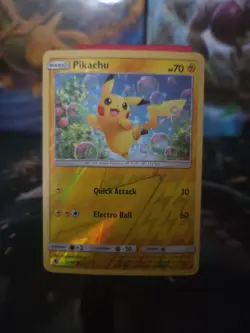 Pikachu 19/68 Common Hidden Fates Pokemon Reverse Holo Near Mint - Image 1