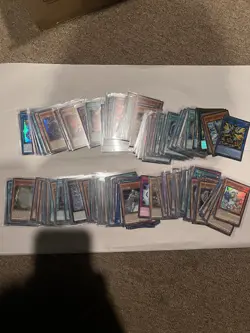 Lot Of Yugioh Cards 184 Holo Cards. - Image 1