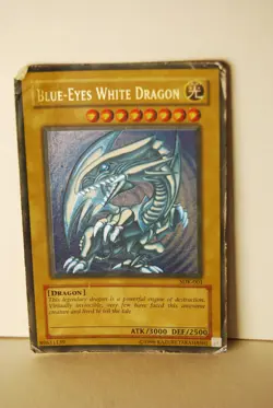 YuGiOh TCG: Blue-Eyes White Dragon SDK-001 - HP - Image 1