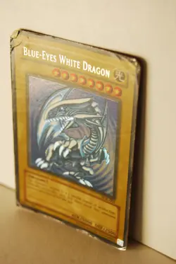 YuGiOh TCG: Blue-Eyes White Dragon SDK-001 - HP - Image 2