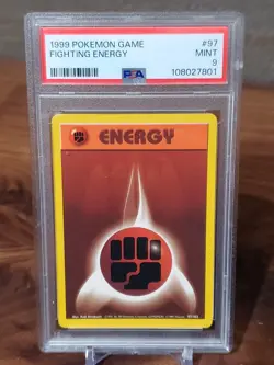PSA 9 - FIGHTING ENERGY 1999 POKEMON GAME BASE SET #97 - Image 1