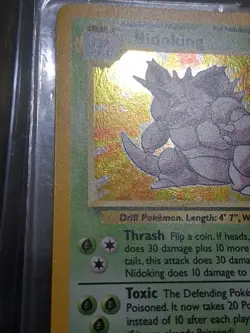 Nidoking 011/102 Base Set Holo Rare Pokemon TCG Card - Image 3