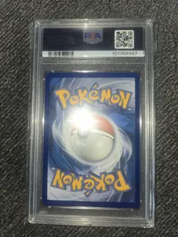 2020 Pokemon SWSH FA/Lapras VMAX Rainbow Secret 203/202 PSA 10 GEM MINT! - Image 2