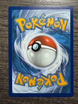 POKEMON FULL ART PIKACHU 005/025 RARE CELEBRATIONS 2021 LP-NM + ARCEUS SLEEVE - Image 4