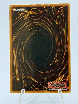Blue-Eyes White Dragon SDK-001 Unlimited Ultra Rare - Image 2