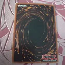 Vintage Konami Yu-Gi-Oh | Blue-Eyes White Dragon | Ultra Rare Unlimited SDK-001 - Image 4