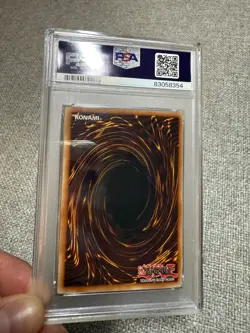 Yu-Gi-Oh! Elemental Hero Bubbleman CRV-EN014 Ultimate Rare Euro NM PSA 8 - Image 2