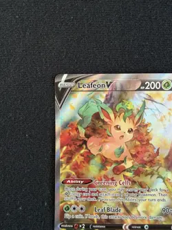 Leafeon V 167/203 - Alt art Evolving Skies Pokemon TCG 2021 - Mint Condition NM - Image 2