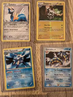 Lot of 22 Vintage Pokemon Cards English 11 Holo/Reverse And 11 Rare Non Holo - Image 3