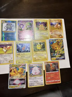 Lot of pokemon cards. Holo. vintage. cracked pikachu. Charizard - Image 1