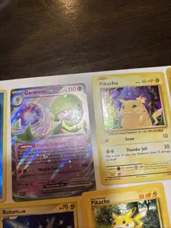 Lot of pokemon cards. Holo. vintage. cracked pikachu. Charizard - Image 3