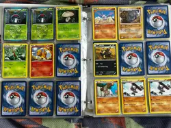 pokemon cards binder collection lot - Image 5