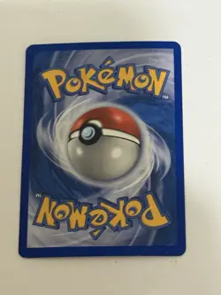 Vintage Pokemon Lugia 9/111 Holo Neo Genesis 2000 WOTC Rare Collectible - Image 4