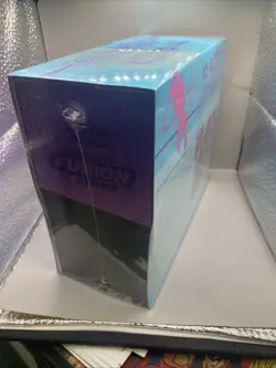 Pokemon TCG Sword & Shield-Fusion Strike Elite Trainer Box Sealed 820650809941 - Image 4