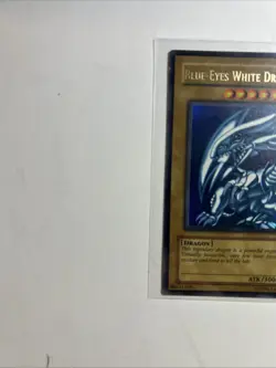 Yu-Gi-Oh Blue-Eyes White Dragon SDK-001 Ultra Rare Holographic - Image 4
