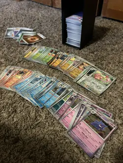Pokemon 151 bulk -- 300ish cards from S&V 151 set , 100 holo/reverse - Image 1