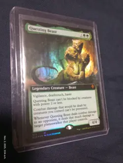 Questing Beast (Extended Art) NM FOIL * Throne of Eldraine - Variants MTG Magic - Image 1