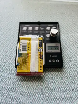 21.24g HEAVYU VTG. 1999 Pokemon Base Set Unlimited FACTORY Sealed pokemon Pack - Image 3