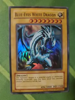 Yu-Gi-Oh! TCG Blue-Eyes White Dragon SKE-001 Super Rare MP - Image 1
