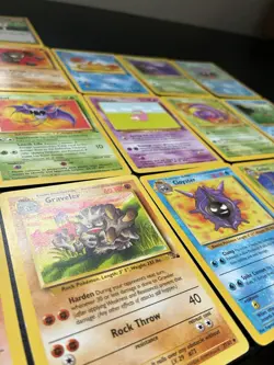 Vintage Fossil Pokemon Cards Bundle x 25 Good Condition 1999 WOTC - Image 4