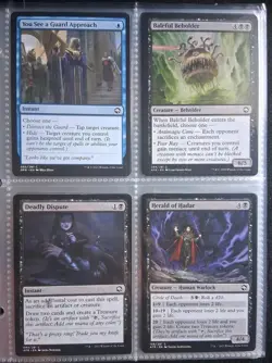 Mixed Lot of 27 MTG Cards Adventures in the Forgotten Realms/Lord of the Rings - Image 2