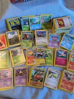 Large Collection Bulk Lot - 700 Pokemon Cards Vintage (2010-2015)- 53 Holo, 1 EX - Image 1