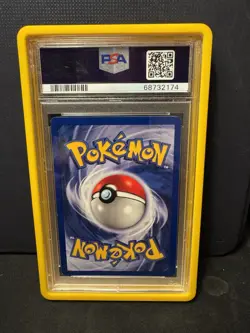 Pokemon TCG Zapdos Shadowless Base Set PSA 8 - Image 2