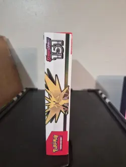 Pokemon TCG Scarlet and Violet 151 Zapdos EX Collection Box Sealed - Image 4