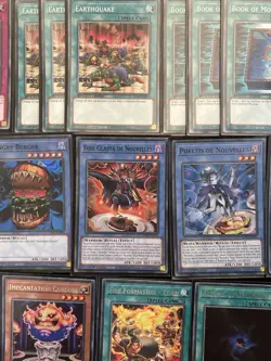 YuGiOh Sleeved Hungry Burger Nouvelles Impcantation Ritual Deck & Side Deck - Image 3