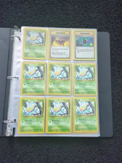 Pokemon 180 Card Vintage Binder Lot Mixed Sets Base Jungle Fossil Neo Red Green - Image 1