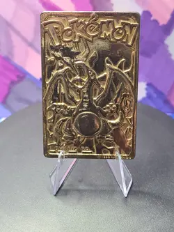 Pokemon 23k Gold Plated Charizard Burger King 1999 Pokeball Trading Card LP - Image 1