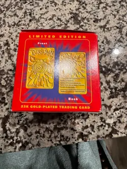 23K Gold Plated Poliwhirl/Togepi Trading Card 1999 Burger King Pokemon Ball Red - Image 4