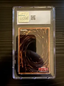 Yu-Gi-Oh! CGC Asian-English Blue-Eyes White Dragon SDK-001 1st Edition 7.5 - Image 2