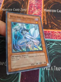 Yugioh Destiny Hero - Disk Commander WC07-EN003 Super Rare Unlimited Near Mint - Image 2