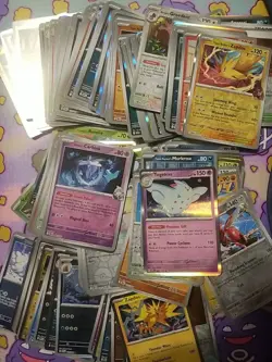 500 ALL HOLO/REVERSE HOLO POKEMON CARD COLLECTION! BULK OF ALL HOLOS!! - Image 1