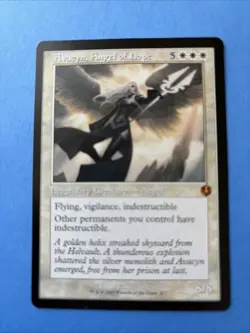 Avacyn, Angel of Hope (Retro Frame) Innistrad Remastered Regular - Image 1