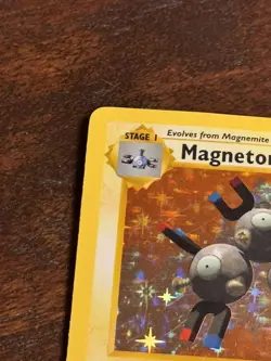 Pokemon TCG MAGNETON Base Set 9/102 Shadowless Holo Rare - Image 2