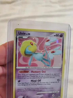 2007 Pokemon Diamond & Pearl Mysterious Treasures Uxie Holo #18/123 MP/LP - Image 2