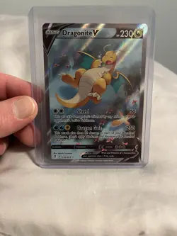 Pokemon TCG -Dragonite V (Alternate Full Art) 192/203 SWSH07: Evolving Skies - Image 2