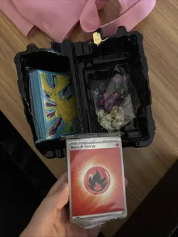 Empty Ascended Heroes ETB With Dice, Sleeves, Energies, Coin, Guide - No Cards - Image 4