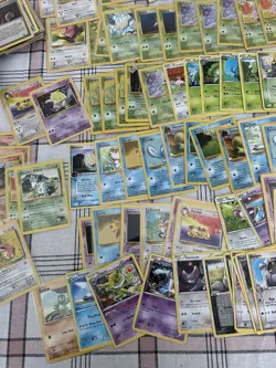 Pokemon TCG vintage Card Bulk Lot 200+ - Image 2