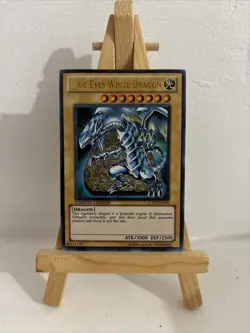 Yugioh Blue-Eyes White Dragon Limited Edition LC01-EN004 - LP - Image 1