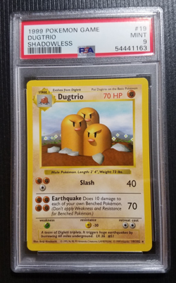 1999 POKEMON BASE SET SHADOWLESS #19/102 DUGTRIO PSA 9 MINT - Image 1